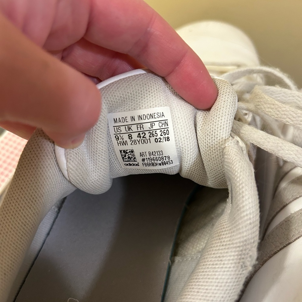Adidas Classic White Trainers - Picture 6 of 7